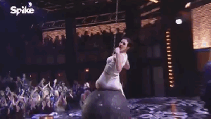 SOURCE: http://buzzfeed.com/giffeed/5426527